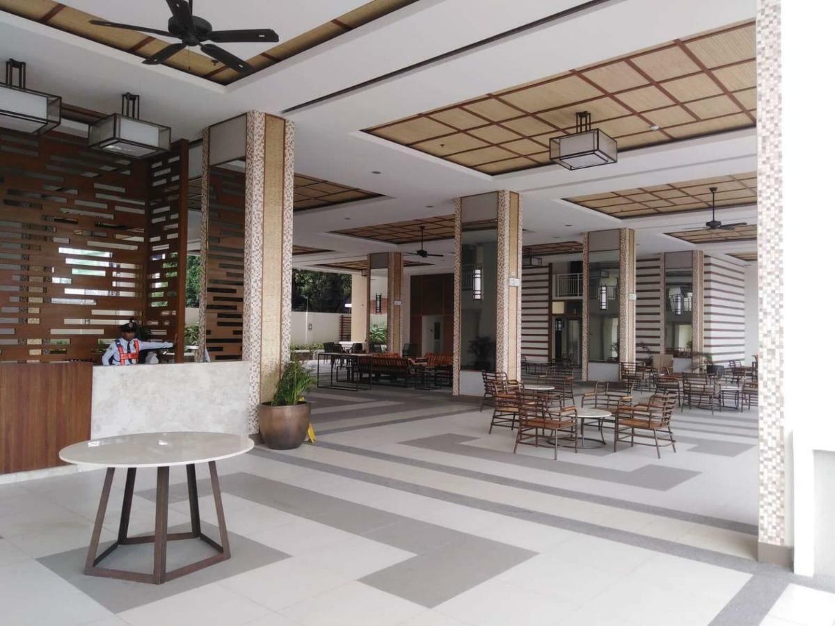 Viera Residence Manila Exterior foto